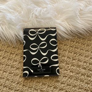 Kate spade passport cover